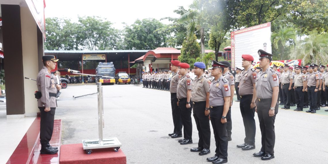 Kapolresta Barelang Pimpin Upacara Korp Raport Kenaikan Pangkat 86 Personel Polresta Barelang Periode 1 Juli 2024