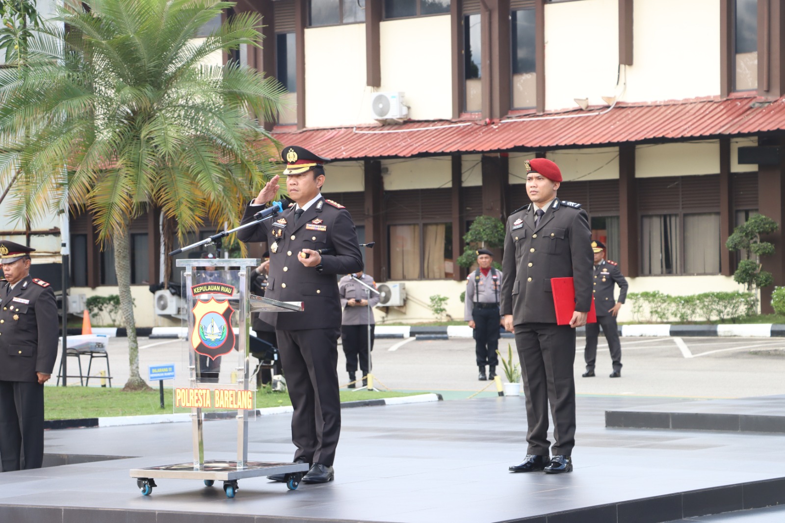 Kapolresta Barelang Pimpin Upacara Peringatan Hari Kesaktian Pancasila 1 Oktober 2024