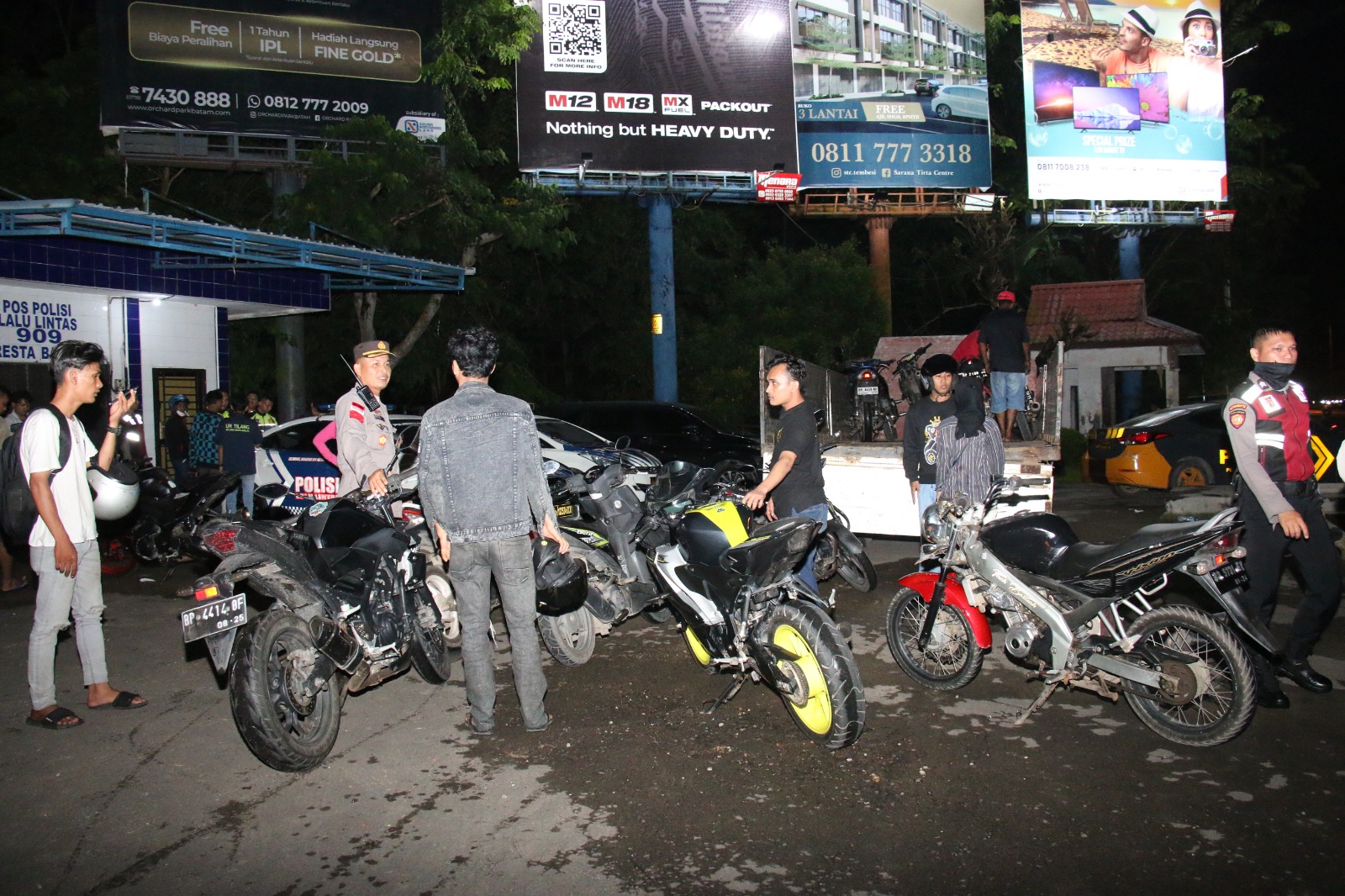 Jaga Kamtibmas di Malam Hari, Polresta Barelang Bersama Polsek Jajaran Amankan 76 Unit Sepeda Motor yang Menggunakan Knalpot Brong