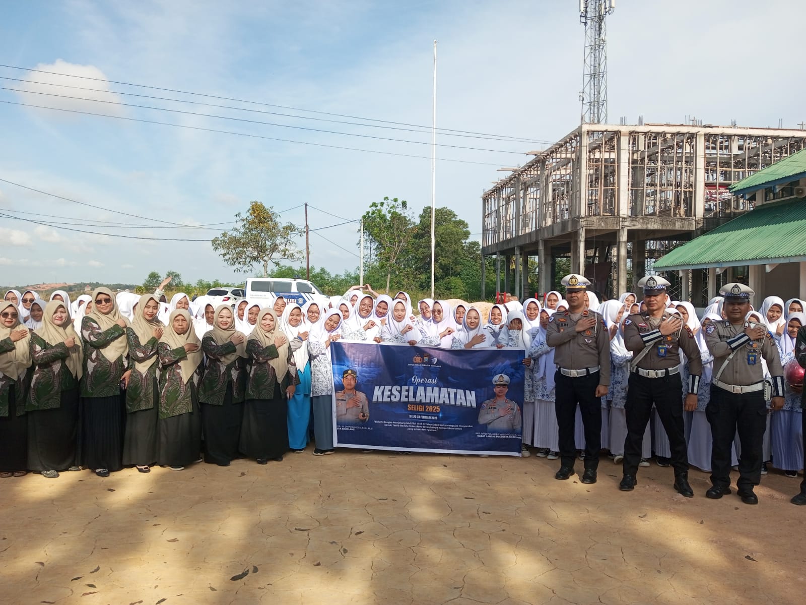 Police Go to School, Satlantas Polresta Barelang Beri Himbauan Kamseltibcar Lantas kepada Santri Pondok Pesantren Darul Falah
