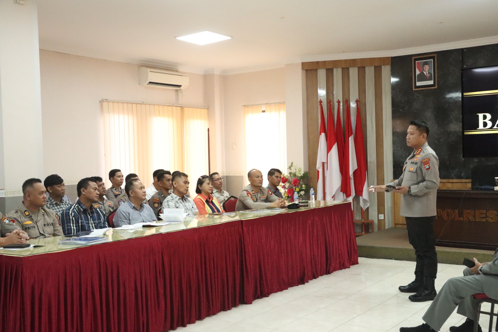 Polresta Barelang Laksanakan Binrohtal Rutin Untuk Menciptakan Karakter Personil  Yang Lebih Humanis