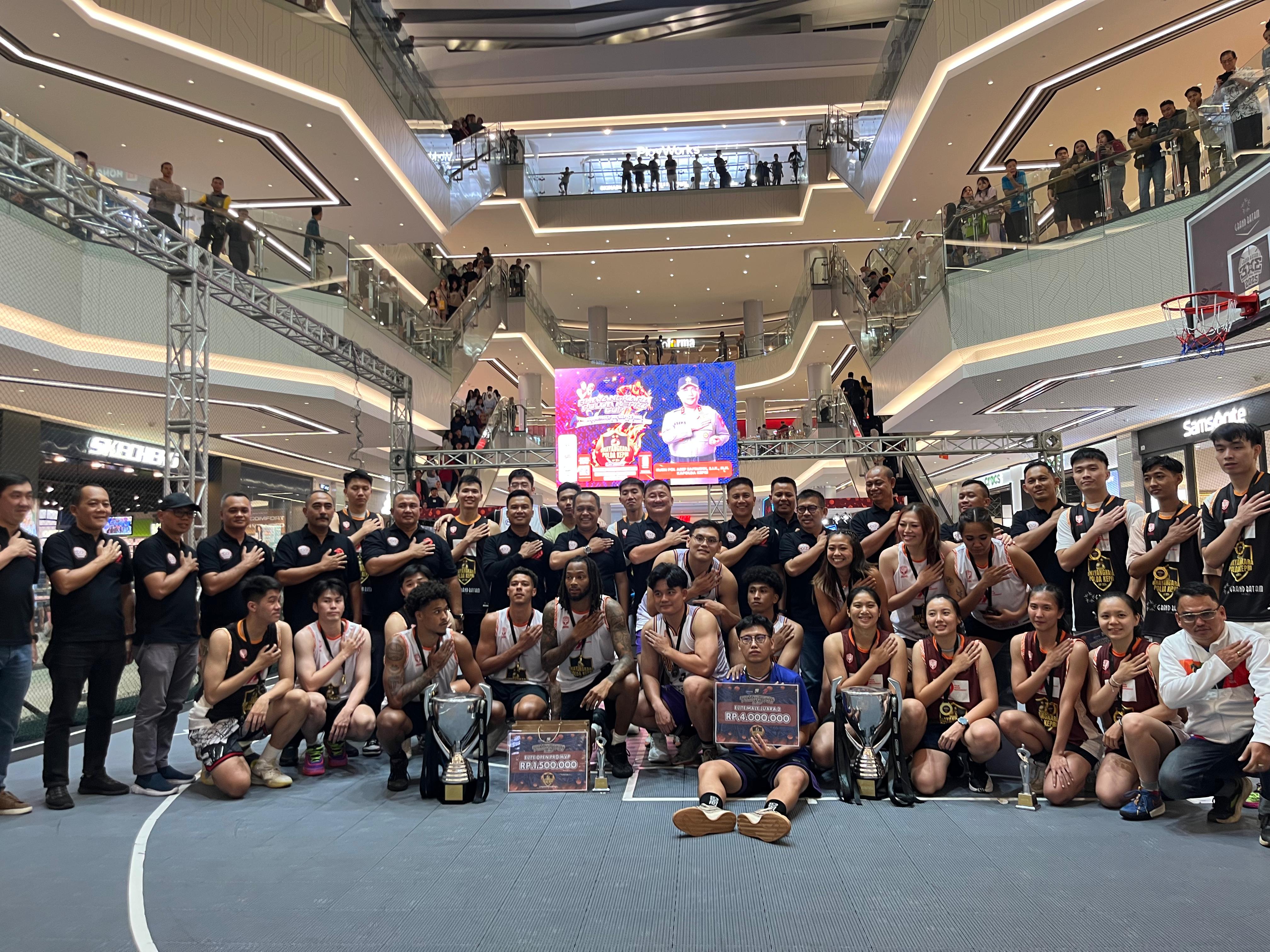Penutupan Turnamen Basket 3x3 Battle Hari Bhayangkara Ke-79, Polresta Barelang Sukses Gelar 156 Pertandingan