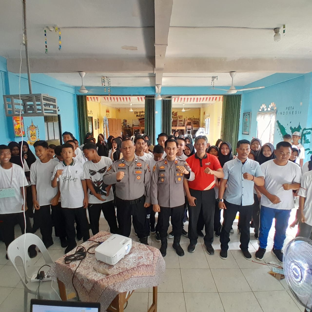 Kapolsek Bulang Beri Pembekalan MPLS di SMA 11 Terkait Bahaya Narkoba dan Bullying