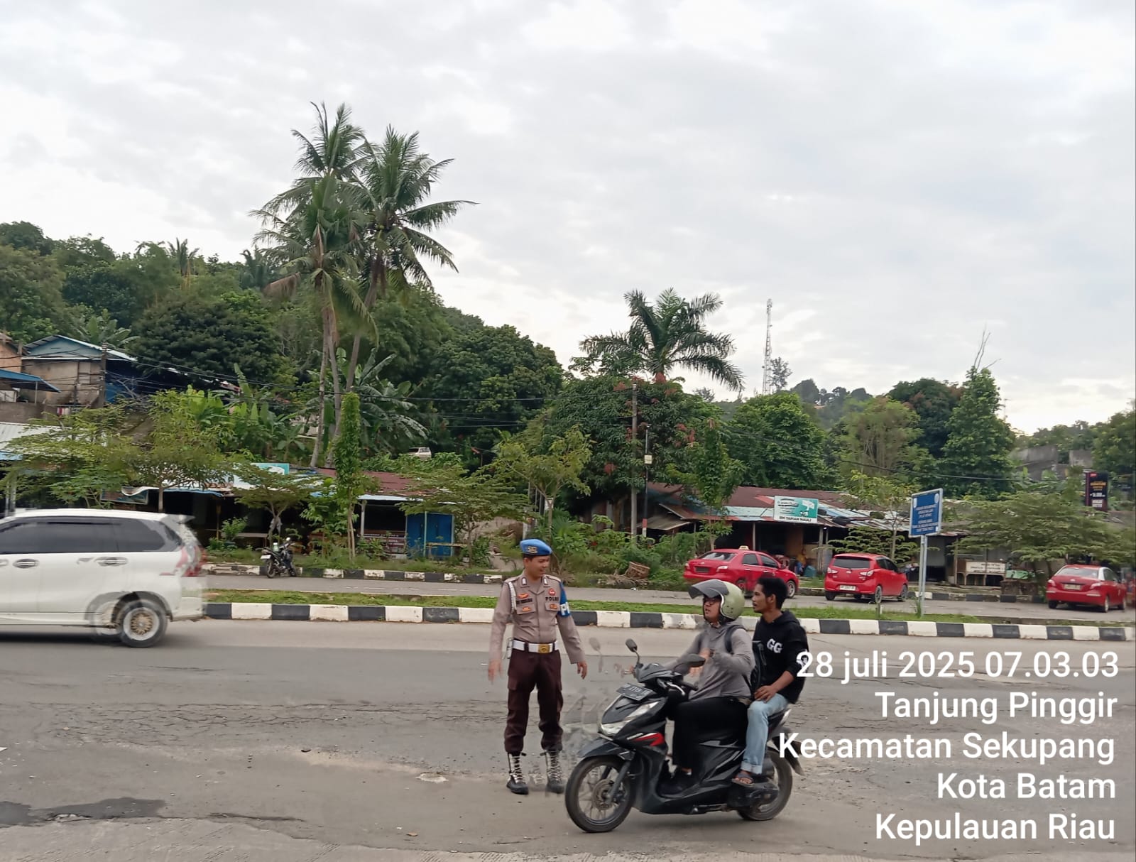 Polsek Kawasan Pelabuhan Gelar Strong Point di Sejumlah Titik Strategis Pelabuhan Kota Batam